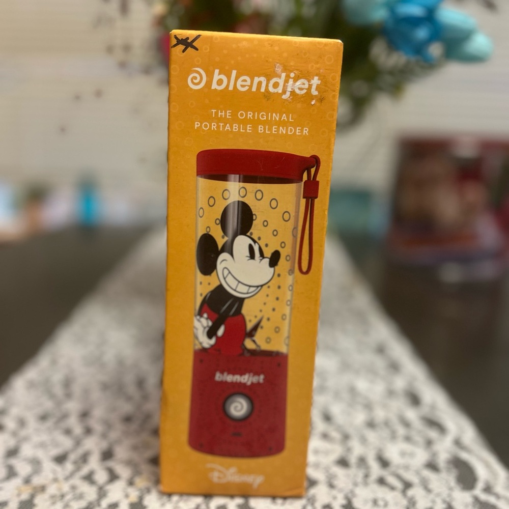 BlendJet Red Mickey Mouse Portable Blender